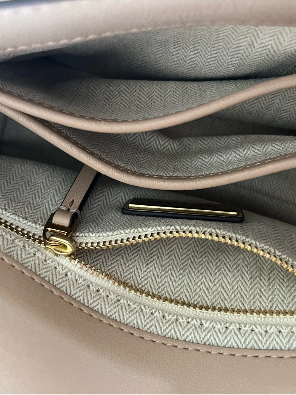 Tory Burch Quilted Chevron Shoulder Bag in Nude Beige with Gold Hardware